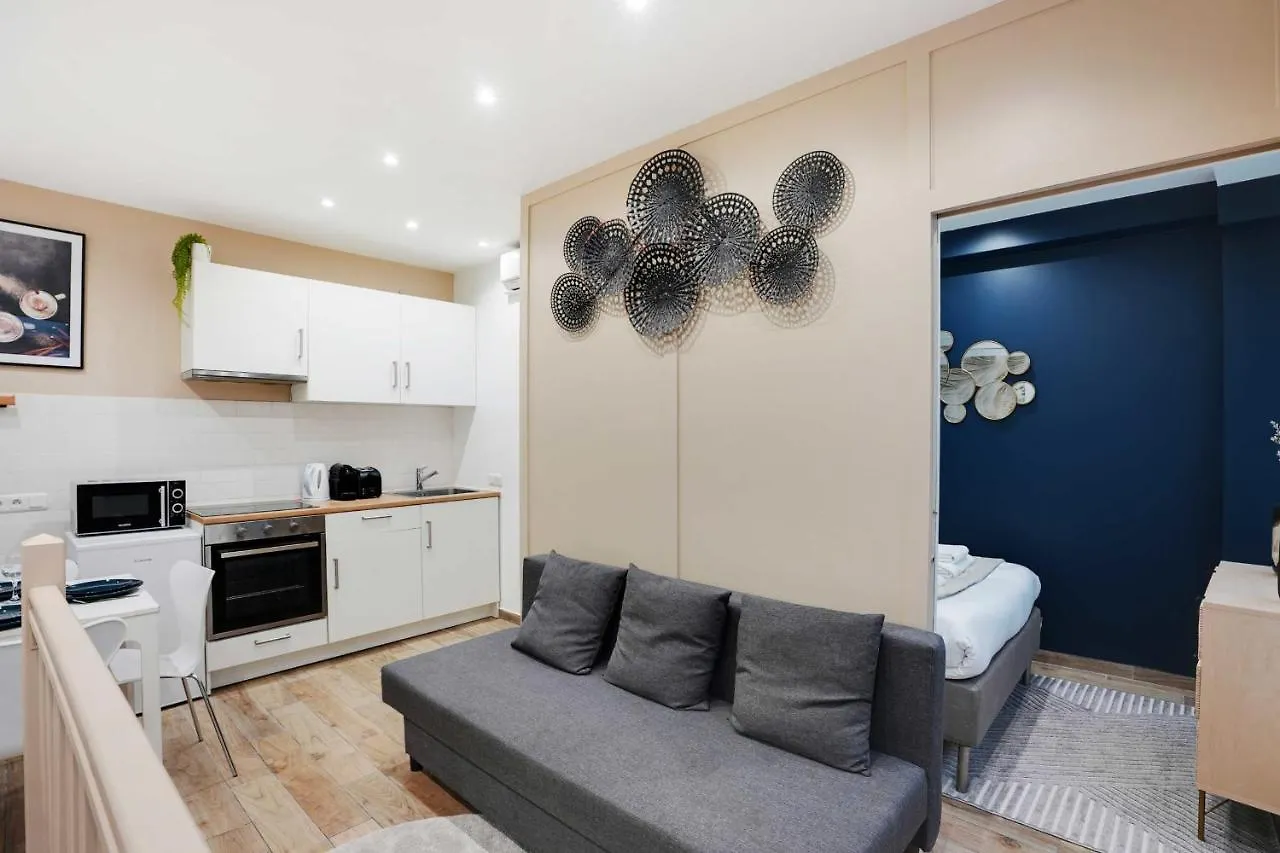 Apartament Cosy Duplex - 1Br4P - St Fargeau Paryż